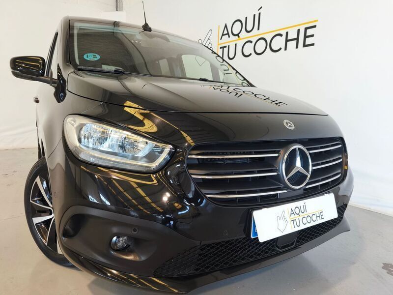 Negro Usado 2023 Mercedes 180 Berlina | 26.900 € - Imagen 1/4