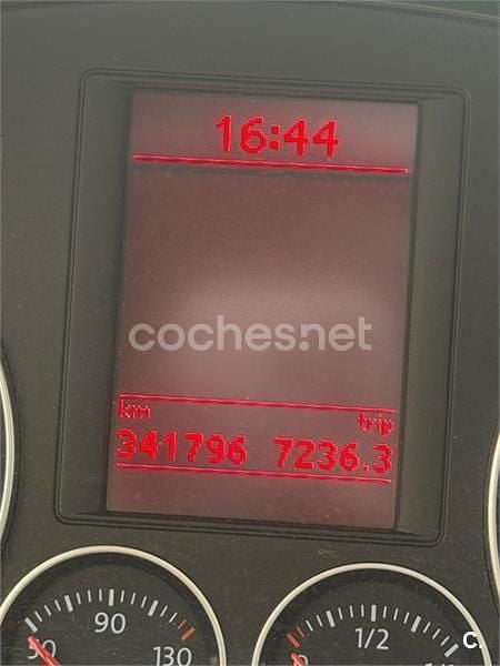 Usado VW Golf V Advance 122 CV (89 kW) 2008 Rojo Familiar