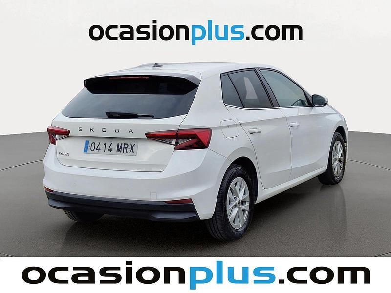Usado Skoda Fabia Selection 95 CV (69 kW) 2024 Blanco Utilitario