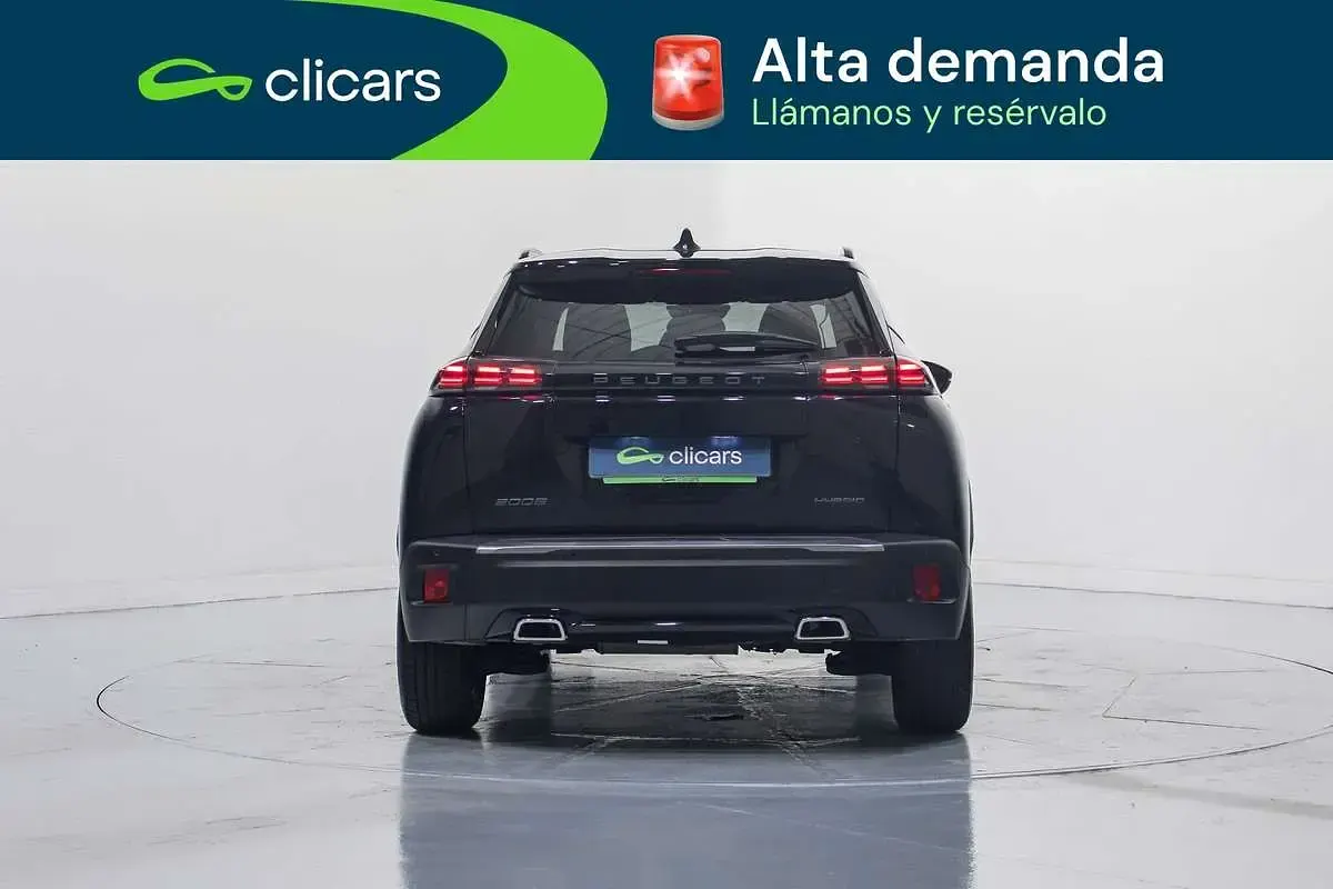 Usado Peugeot 2008 Allure 136 CV (100 kW) 2025 Negro SUV