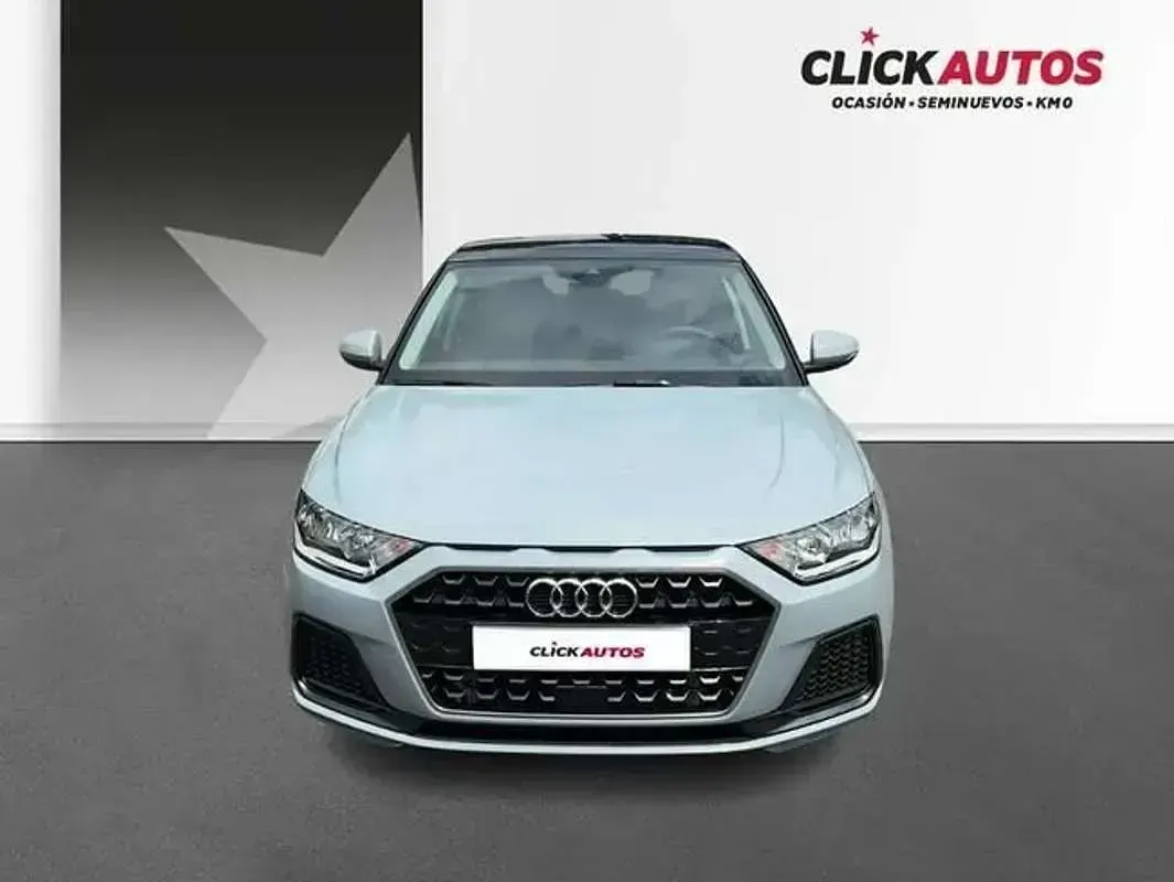 Usado Audi A1 Advanced 116 CV (85 kW) 2025 Gris SUV