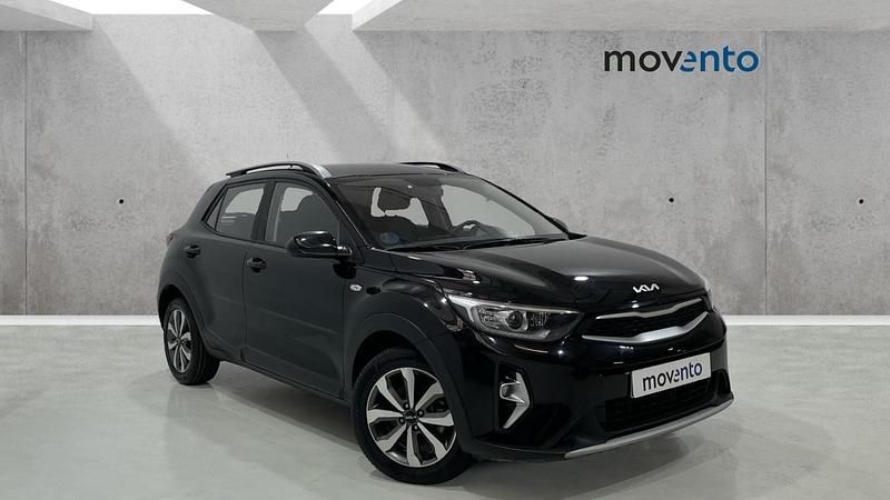 Usado Kia Stonic 100 HP (73 kW) 2021 Preto SUV