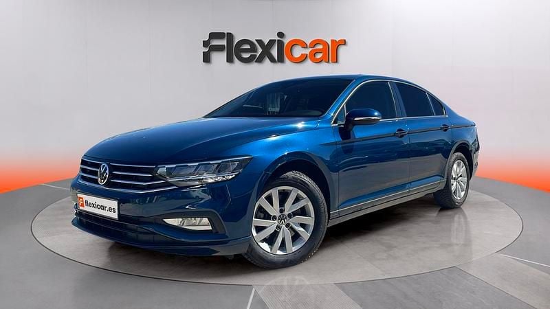 Usado VW Passat Business 122 HP (89 kW) 2021 Azul Carrinha
