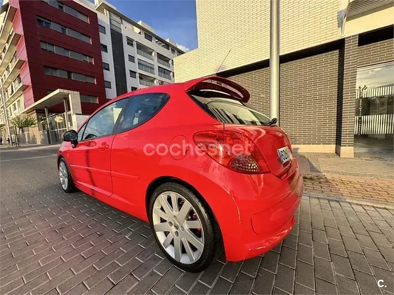 Usado Peugeot 207 GT 110 CV (80 kW) 2007 Rojo Berlina