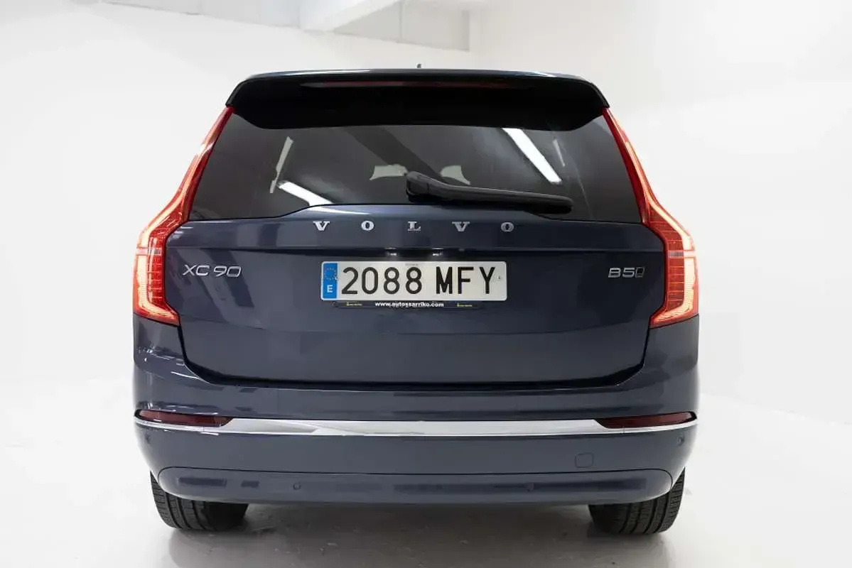Usado Volvo XC90 Plus 235 CV (172 kW) 2023 Azul SUV