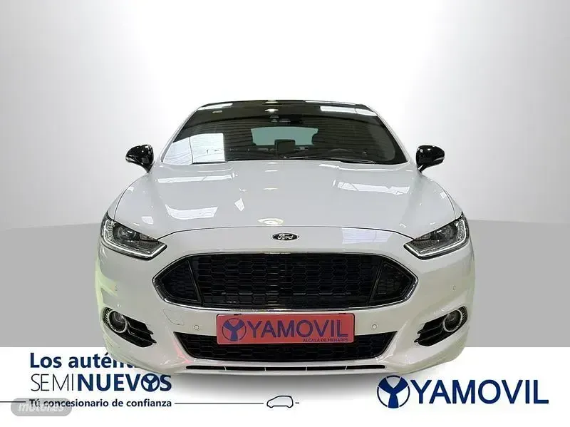 Usado Ford Mondeo ST-Line 150 CV (110 kW) 2018 Blanco Berlina