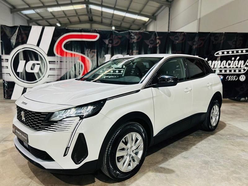 Usado Peugeot 3008 Active 130 CV (95 kW) 2022 Blanco SUV
