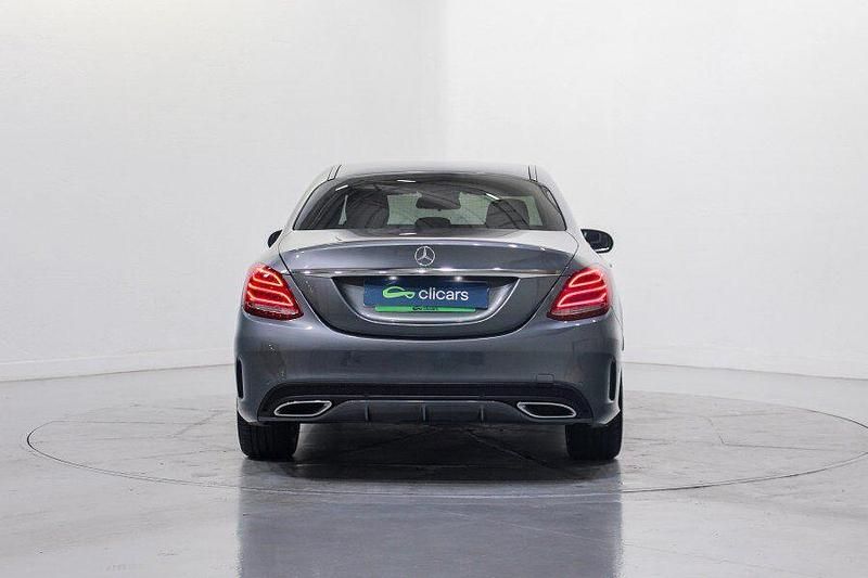 Usado Mercedes C220 170 CV (125 kW) 2017 Gris Berlina