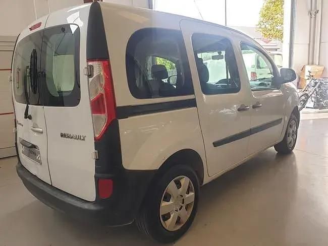 Begagnad Renault Kangoo 75 HK (55 kW) 2019 Vit Kombi