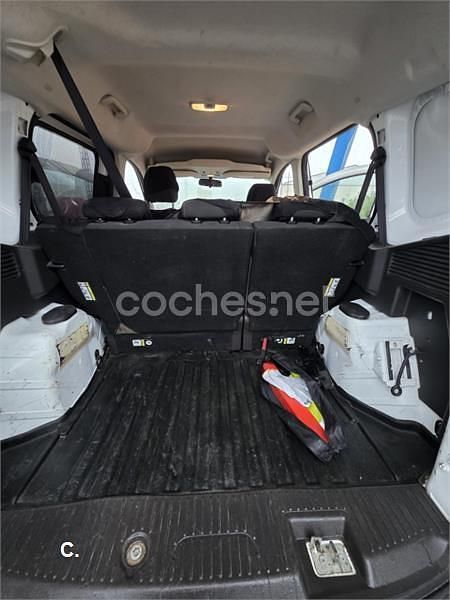 Usado Ford Transit Connect 100 CV (73 kW) 2017 Blanco Monovolumen