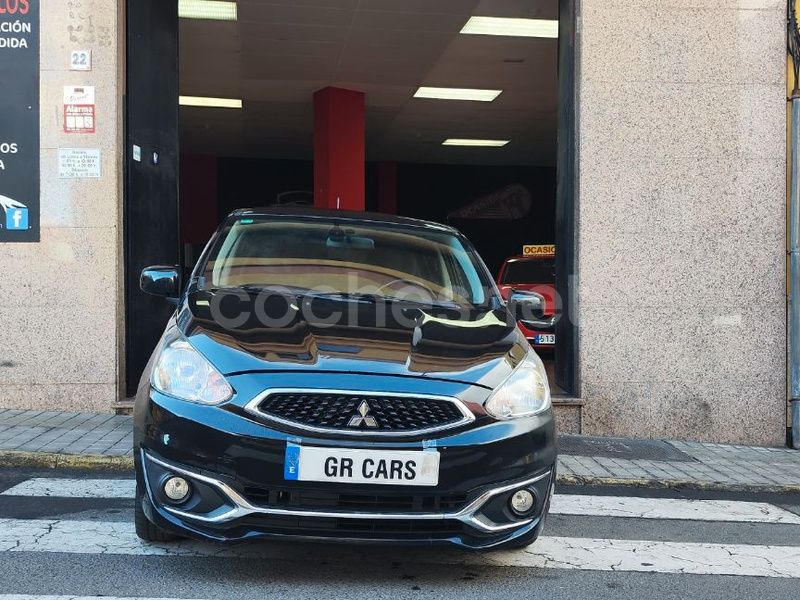 Negro Usado 2016 Mitsubishi Space Star Berlina | 5500 € (Super precio) - Imagen 1/4