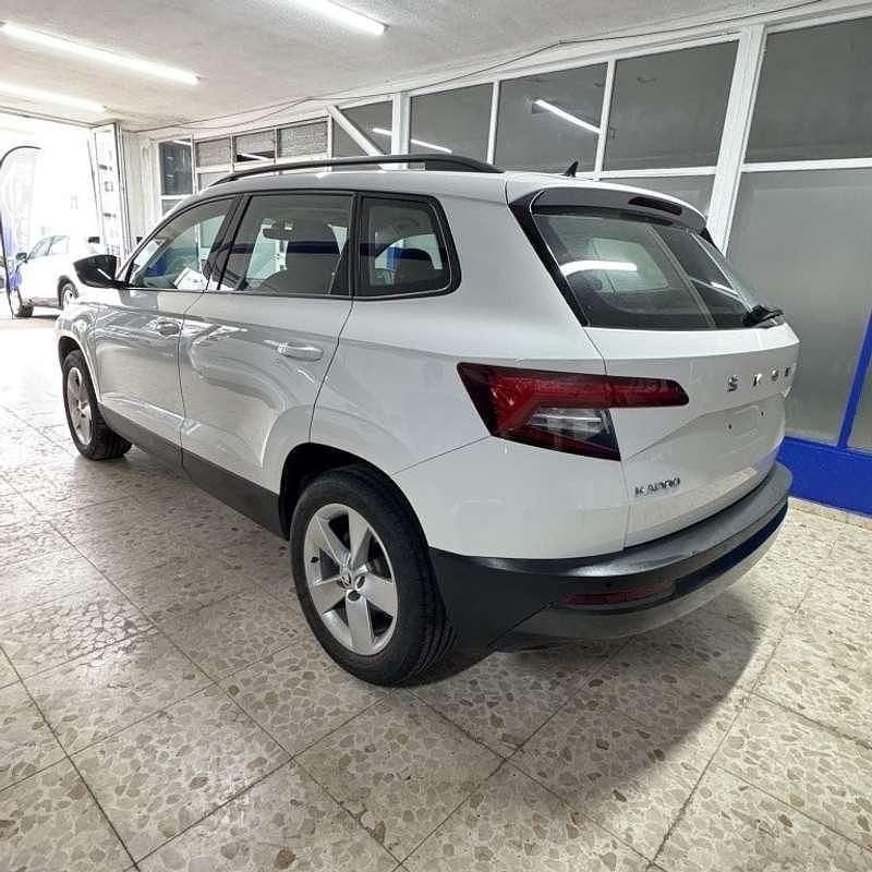 Usado Skoda Karoq Style 150 CV (110 kW) 2021 Blanco SUV
