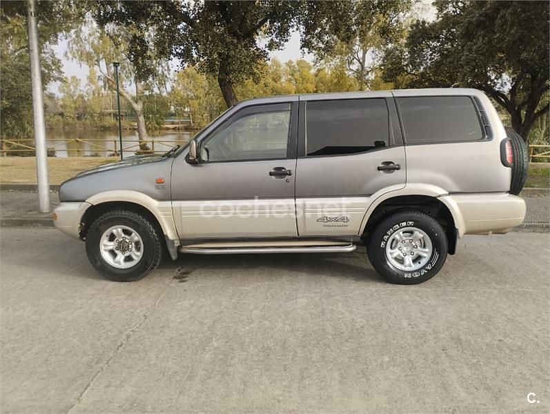 Usado Nissan Terrano SE 100 CV (73 kW) 1996 Gris / plata SUV