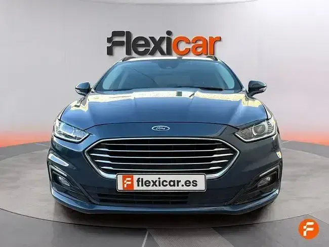 Usado Ford Mondeo Trend 187 CV (137 kW) 2020 Gris Berlina