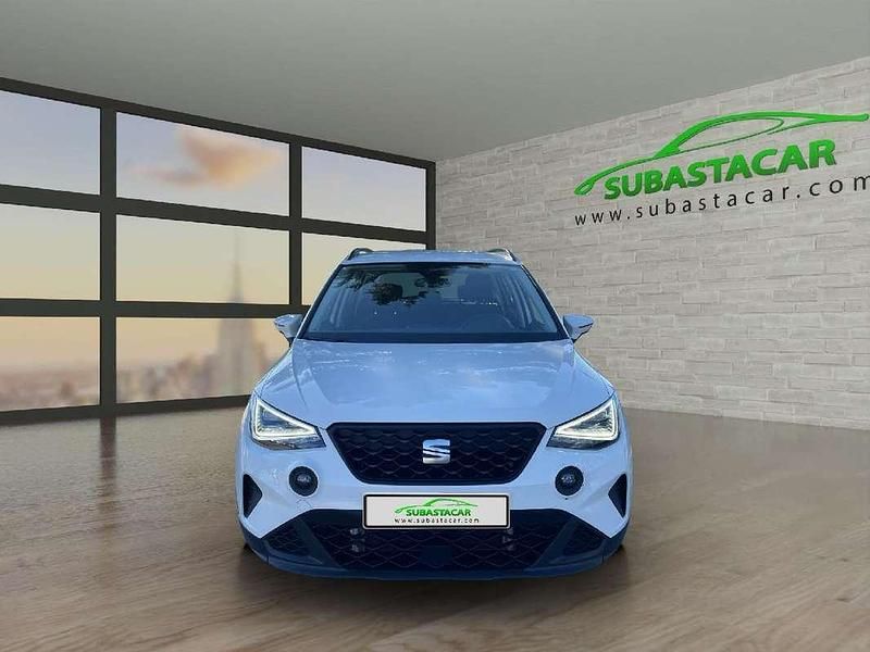 Usado Seat Arona Style 110 HP (80 kW) 2022 Branco SUV