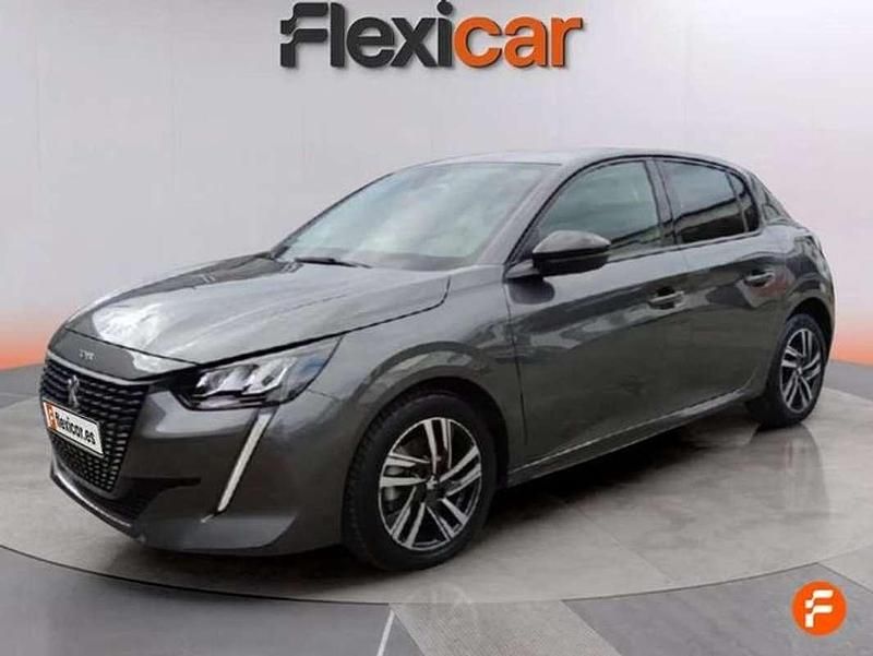 Usado Peugeot 208 Allure 101 CV (74 kW) 2023 Gris Utilitario