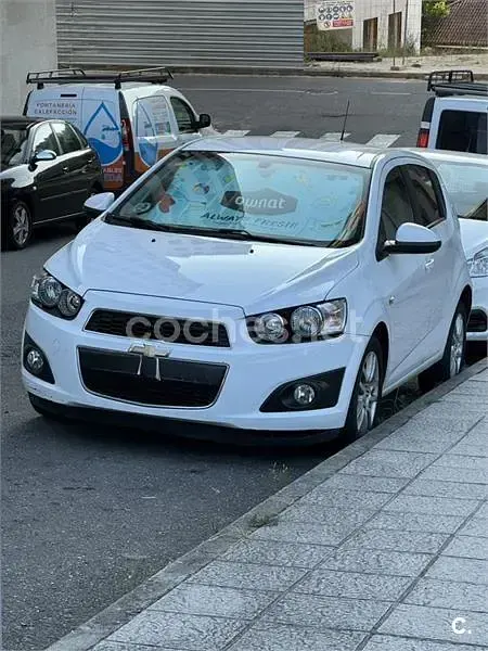 Usado Chevrolet Aveo LT 75 CV (55 kW) 2011 Blanco Berlina