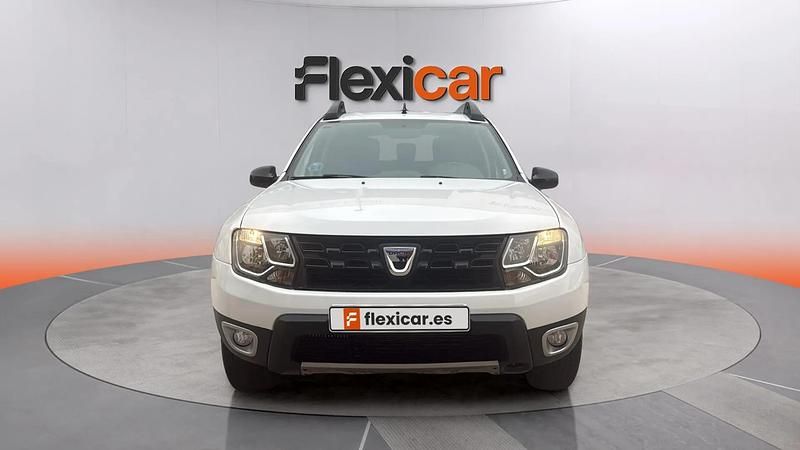 Usado Dacia Duster Lauréate 110 CV (80 kW) 2017 Blanco SUV