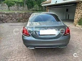 Usado Mercedes C220 170 CV (125 kW) 2015 Gris / plata Berlina