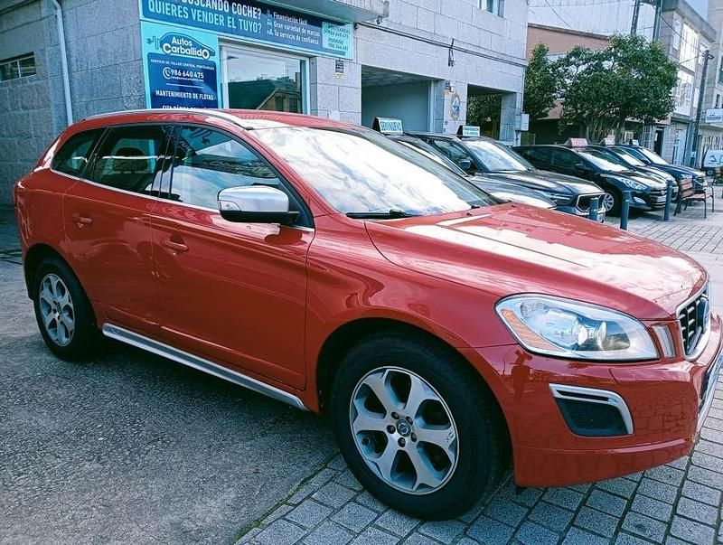 Usado Volvo XC60 R-Design 163 CV (119 kW) 2012 Rojo SUV