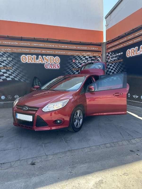 Gris Usado 2013 Ford Focus S Utilitario | 7500 € (Precio justo) - Imagen 1/4