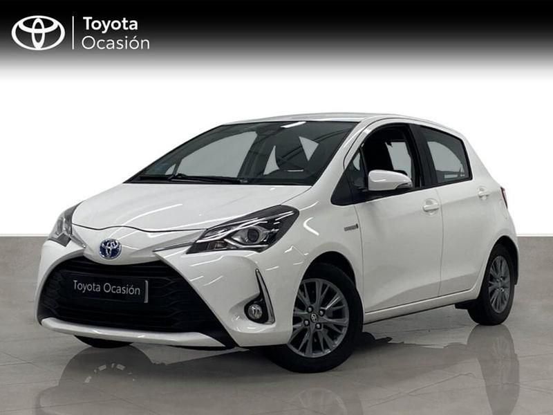Usado Toyota Yaris Active 100 CV (73 kW) 2016 Blanco