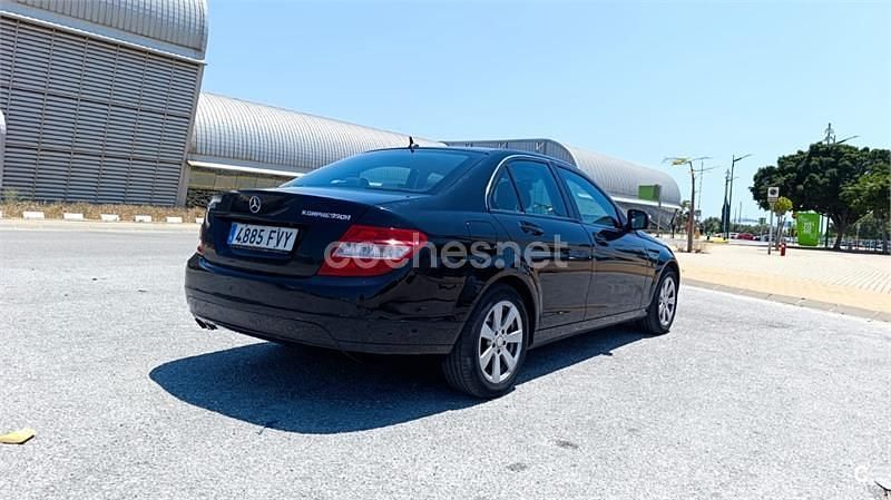 Negro Usado 2007 Mercedes C180 Elegance Berlina | 9800 € (Precio justo) - Imagen 1/4