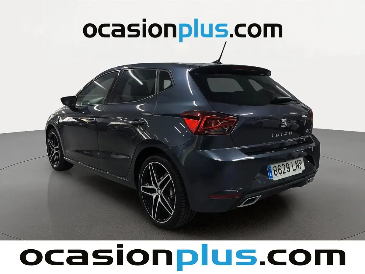 Usado Seat Ibiza FR 110 CV (80 kW) 2021 Gris Utilitario