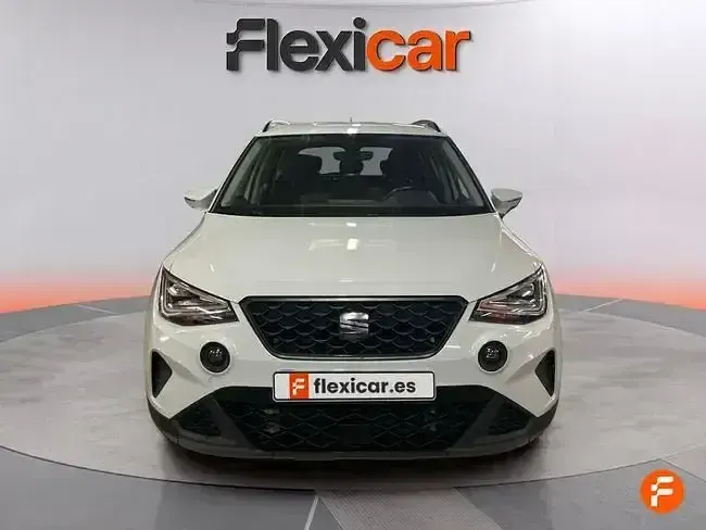Usado Seat Arona Style 115 CV (84 kW) 2024 Blanco SUV