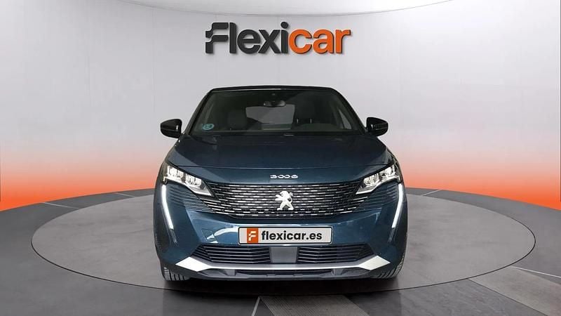 Usado Peugeot 3008 Allure 131 CV (96 kW) 2024 Verde Monovolumen