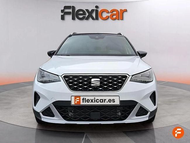Usado Seat Arona Xperience 110 CV (80 kW) 2022 Blanco SUV
