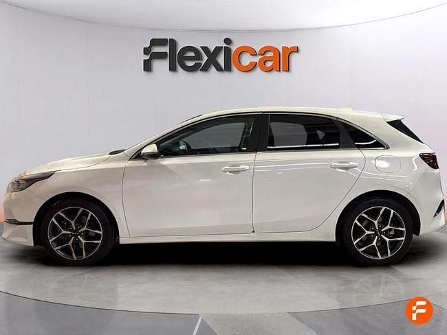 Usado Kia Ceed 160 CV (117 kW) 2024 Blanco Utilitario