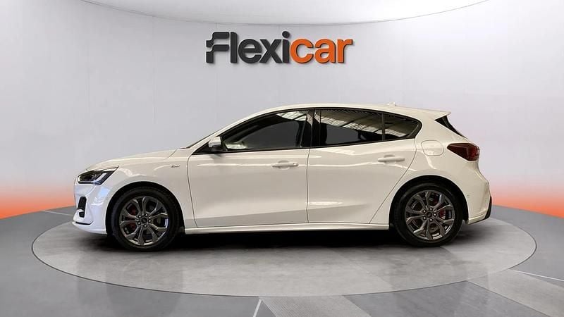 Begagnad Ford Focus Active 156 HK (114 kW) 2022 Vit Sedan
