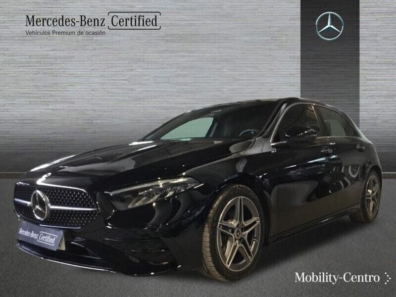 Negro noche Usado 2024 Mercedes A180 AMG line | 33.900 € (Precio justo) - Imagen 1/4