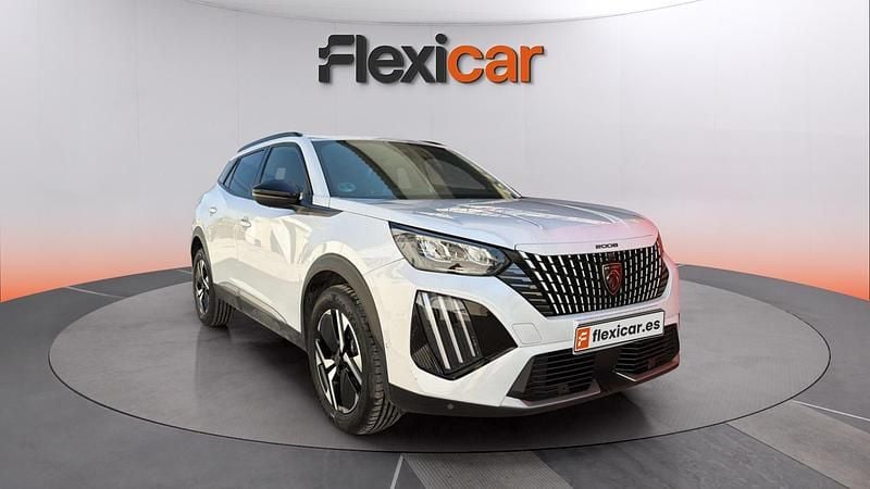 Usado Peugeot 2008 Allure 131 HP (96 kW) 2024 SUV