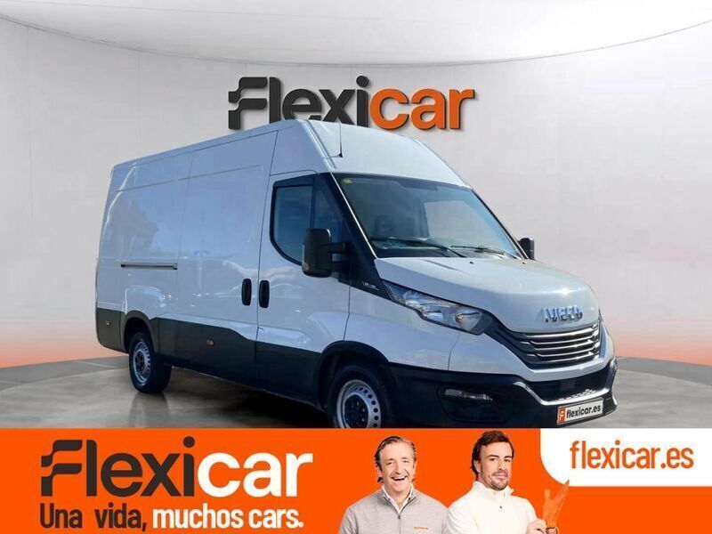 Blanco Usado 2022 Iveco Daily Berlina | 26.490 € (Un poco caro) - Imagen 1/4