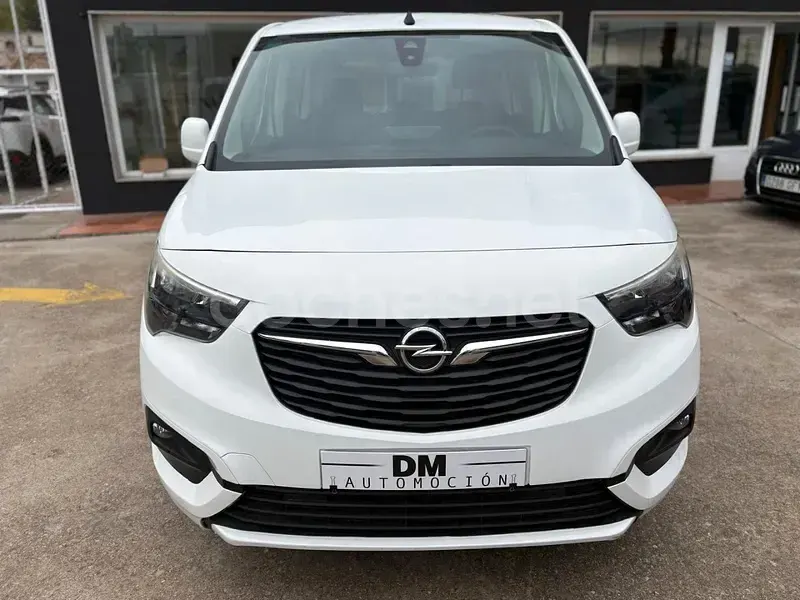 Usado Opel Combo Life Expression 102 CV (75 kW) 2019 Blanco Monovolumen