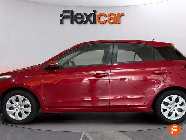 Usado Hyundai i20 84 CV (61 kW) 2017 Rojo Berlina
