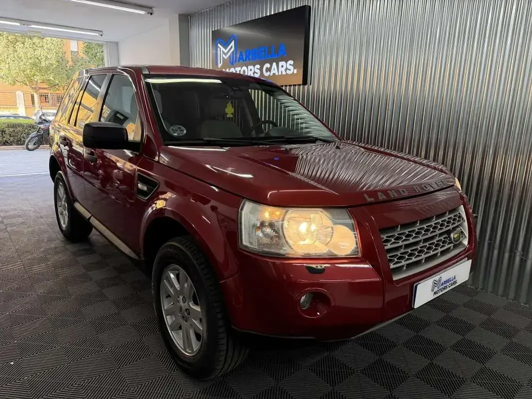 Usado Land Rover Freelander 2 160 CV (117 kW) 2009 Rojo SUV