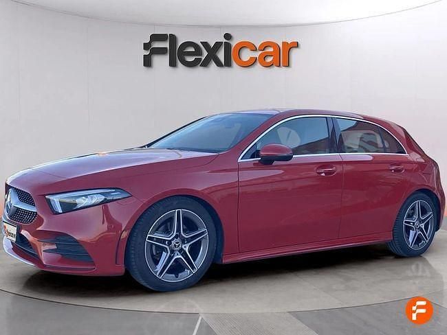 Usado Mercedes A180 116 CV (85 kW) 2019 Rojo Berlina
