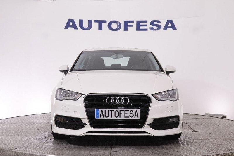 Usado Audi A3 125 CV (91 kW) 2015 Blanco Berlina