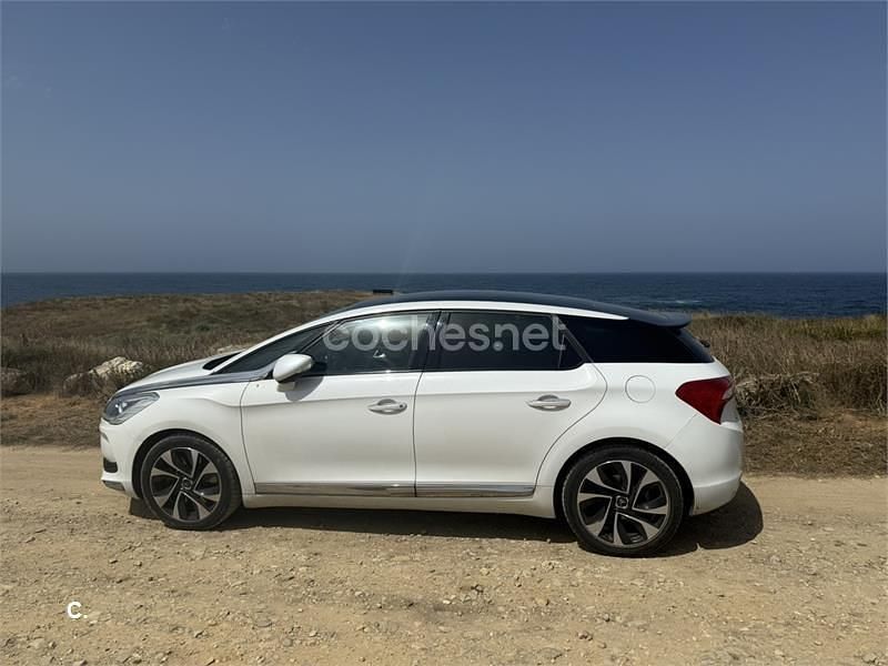 Blanco Usado 2013 Citroën DS5 Style Utilitario | 10.700 € (Buen precio) - Imagen 1/4