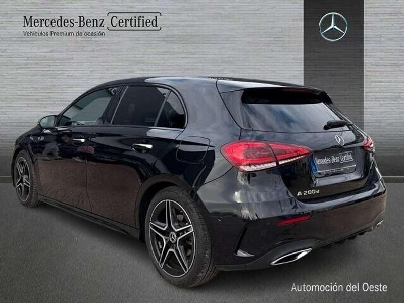 Usado Mercedes A200 151 CV (111 kW) 2022 Negro Berlina