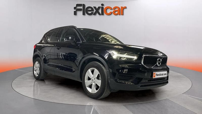 Usado Volvo XC40 Momentum 129 CV (94 kW) 2021 Negro SUV