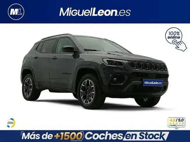 Usado Jeep Compass Trailhawk 240 CV (176 kW) 2023 Negro SUV