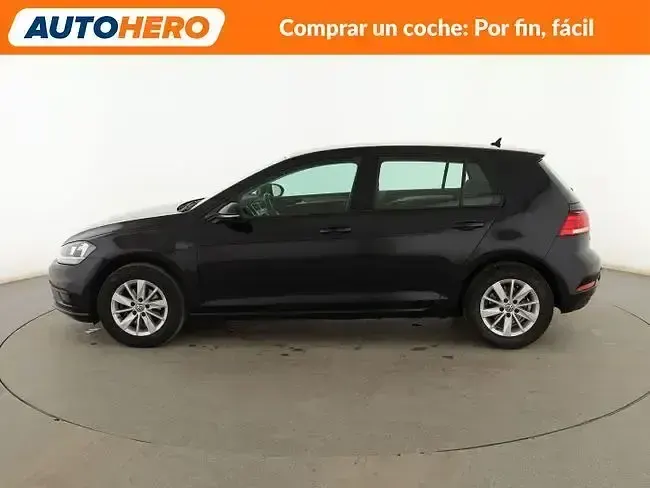 Usado VW Golf VII 116 CV (85 kW) 2018 Negro Berlina