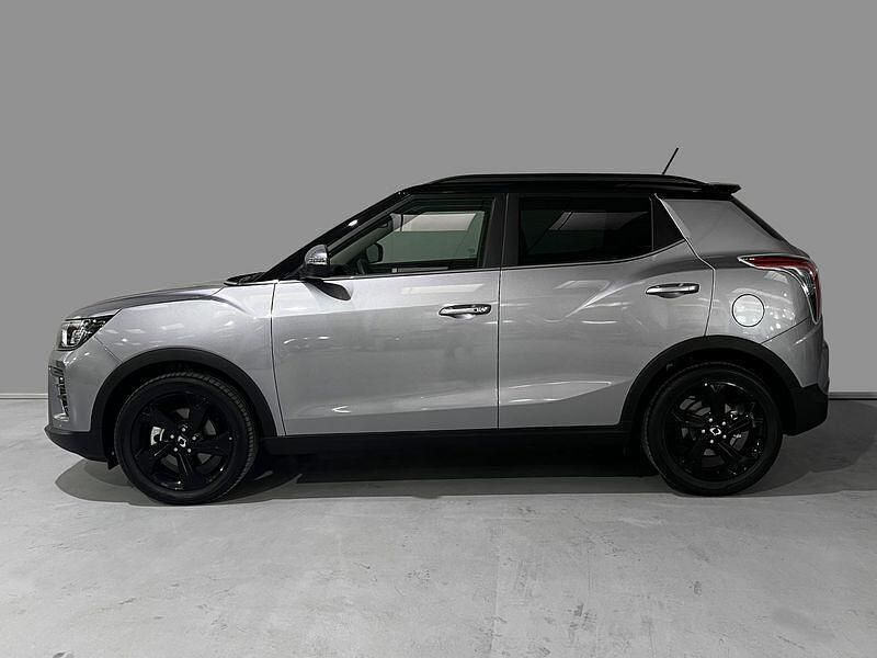 Usado Ssangyong (KGM) Tivoli Limited 163 CV (119 kW) 2025 Gris / plata SUV