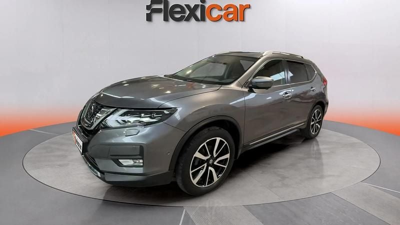 Usado Nissan X-Trail Tekna 160 CV (117 kW) 2019 Gris SUV