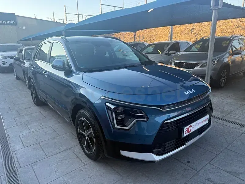 Usado Kia Niro 141 CV (103 kW) 2022 Azul SUV