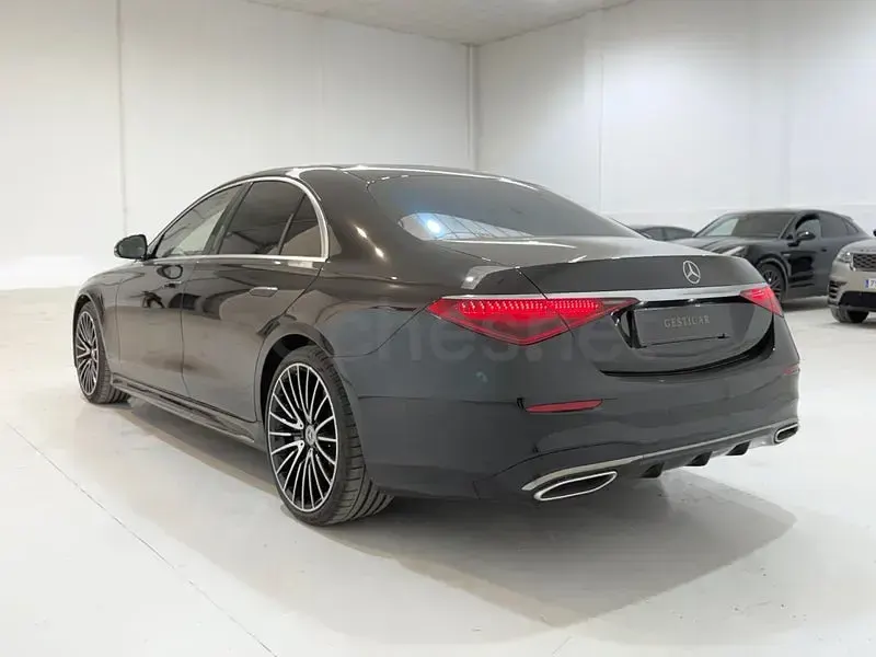Usado Mercedes S400 330 CV (242 kW) 2022 Negro Berlina
